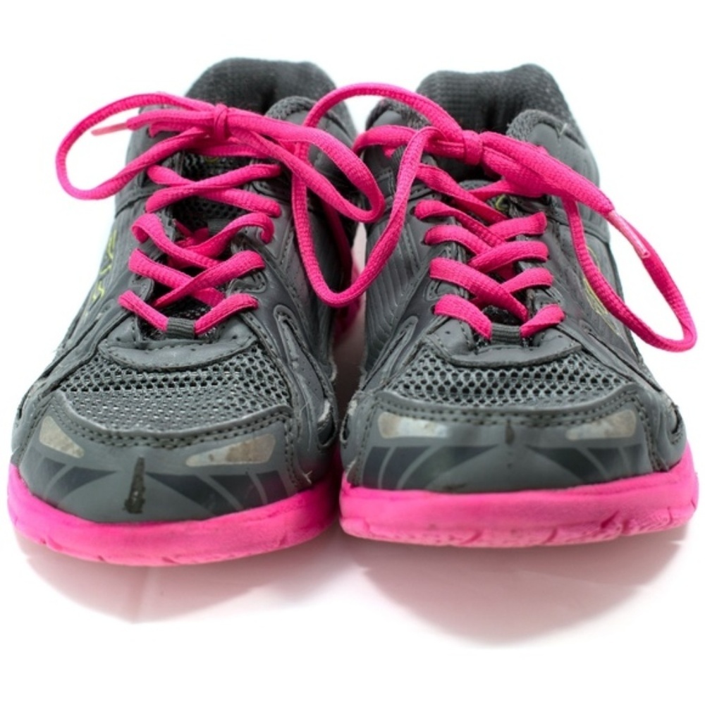 Fila Sneakers Womens Tennis Shoes Gray with Pink